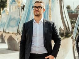 Андрей Шаккар (TONKing)